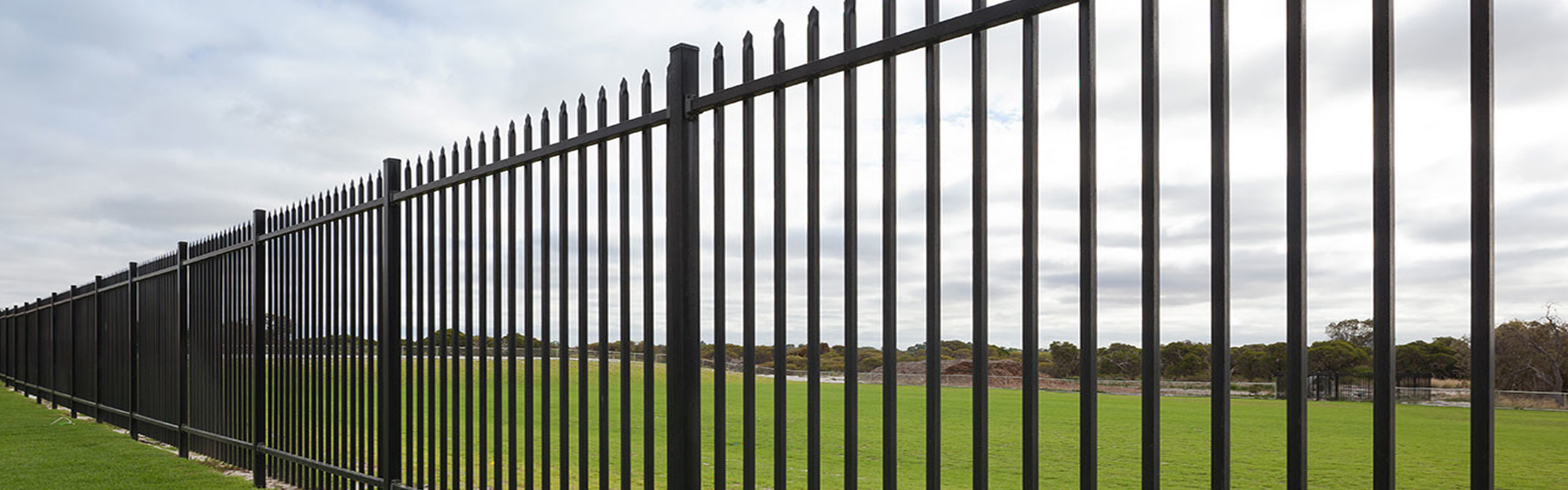 Galvanized-steel-Fence